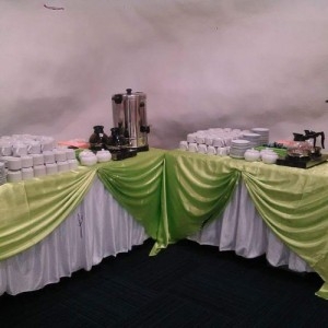 Pesan Catering Prasmanan untuk Acara Buka Puasa